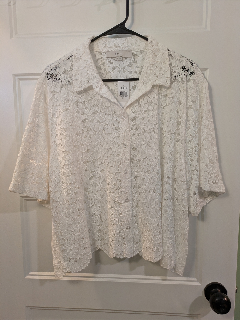 New with tags! LOFT White Lace Button-Front Women's Top